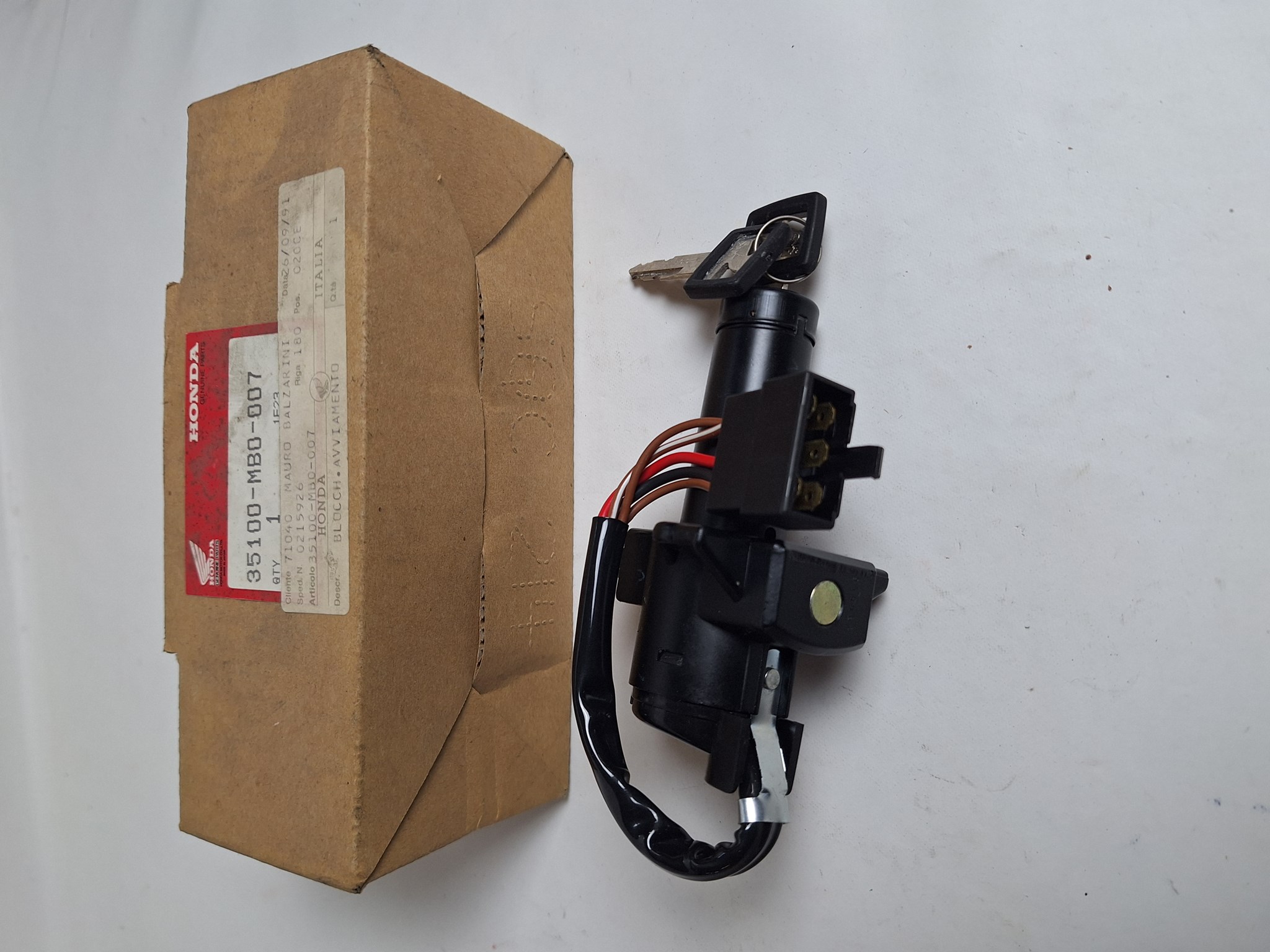 Picture of ZUENDSCHLOSS  35100-MB0-007  VF 750 S